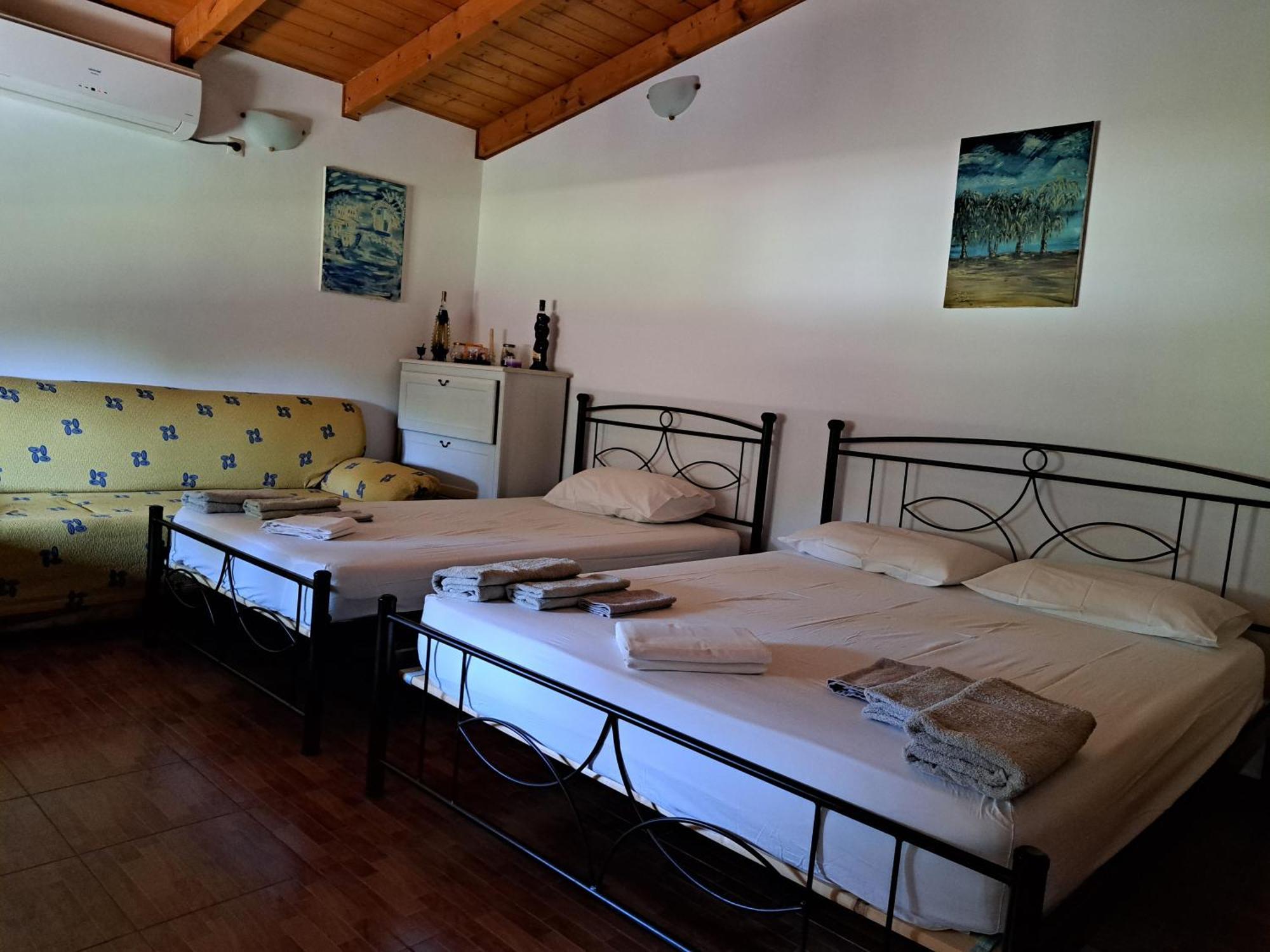 Garden House-Free Transfer From Airport Villa อาร์เตมีดา ภายนอก รูปภาพ